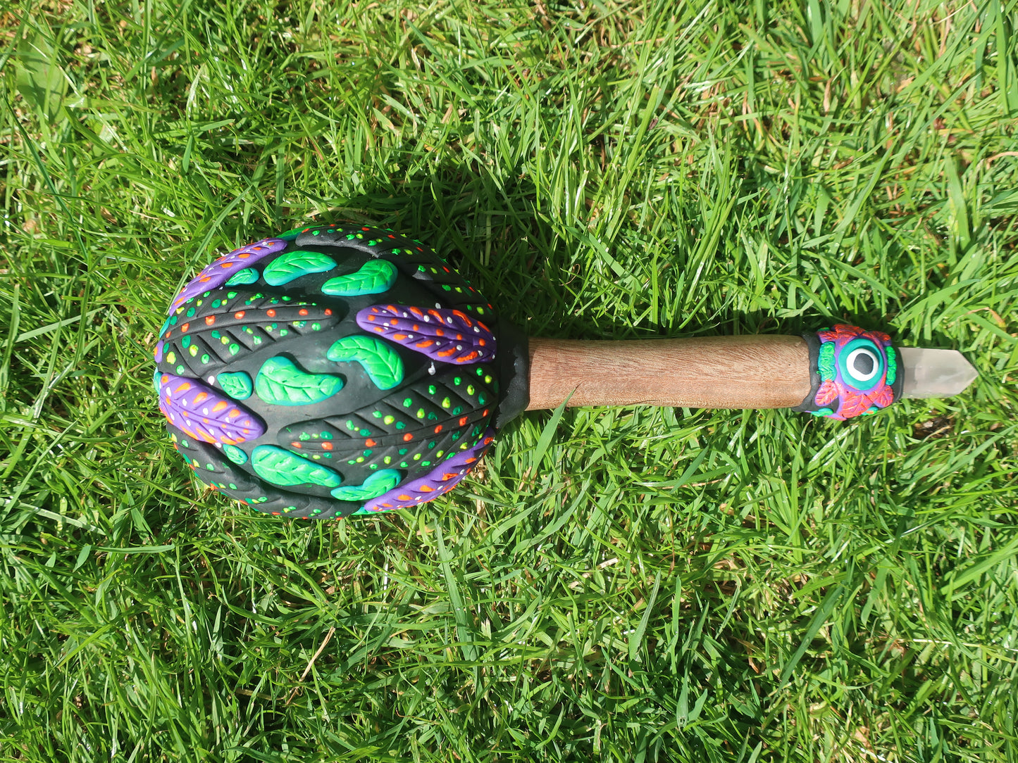BLACK NIGHT RAINBOW MARACA